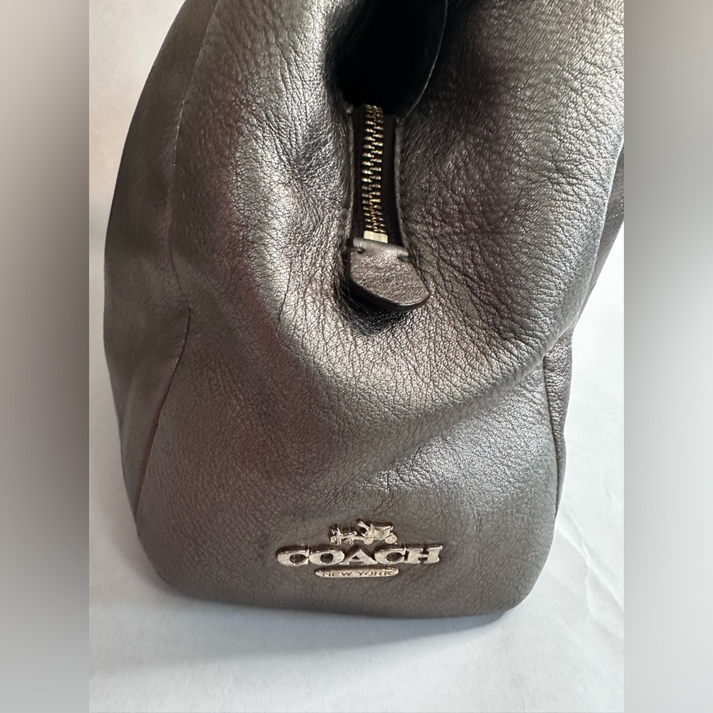 Coach Madison Phoebe Bronze Metallic Triple Compartment Large Bag with Hangtag - Picture 3 of 12